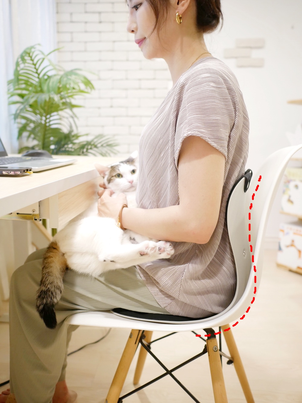 [生活] 有效改善坐姿-韓國Curble 3D護脊椅